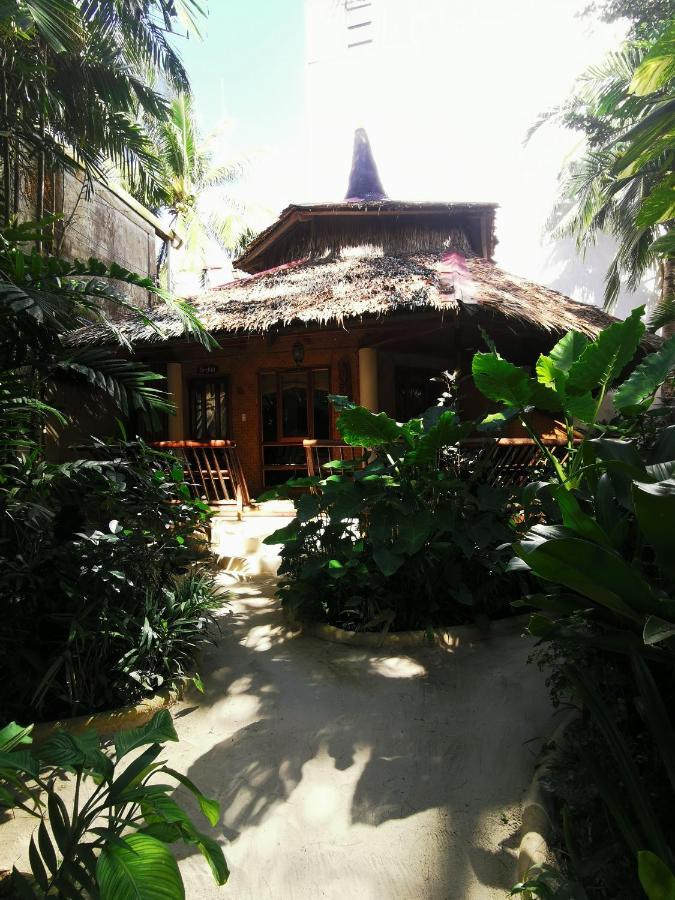 Reddoorz Premium @ Nigi Nigi Nu Noos Station 2 Boracay Hotell Balabag  Exteriör bild
